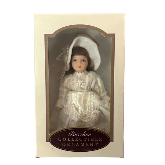 Porcelain Doll Ornaments - Set of 2 - Adorable Dolls with Dreese & Hats - Picture 2 of 14